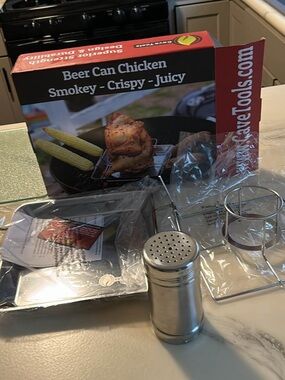 Cave Tool Beer Can Chicken Roaster Set with 4 Vegetable Spikes vertical holder